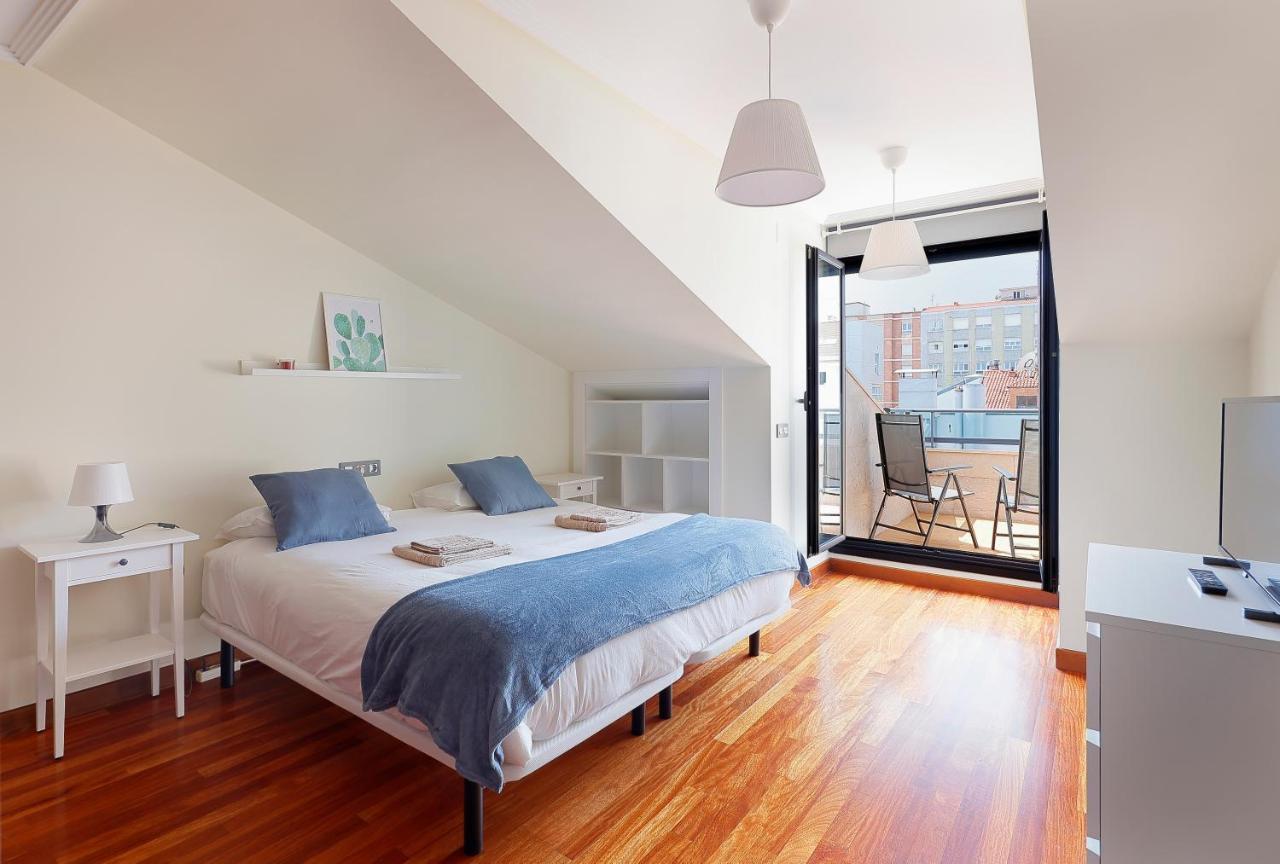 Atico Con Terraza, Vistas Al Mar Y Parking En Playa De S Lorenzo 希洪 外观 照片