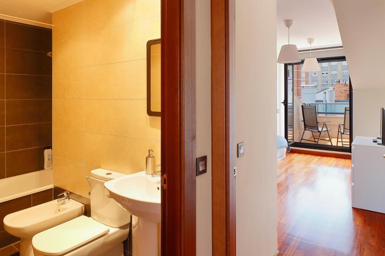 Atico Con Terraza, Vistas Al Mar Y Parking En Playa De S Lorenzo 希洪 外观 照片